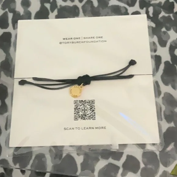 Tory Burch bracelet - Picture 2 of 3